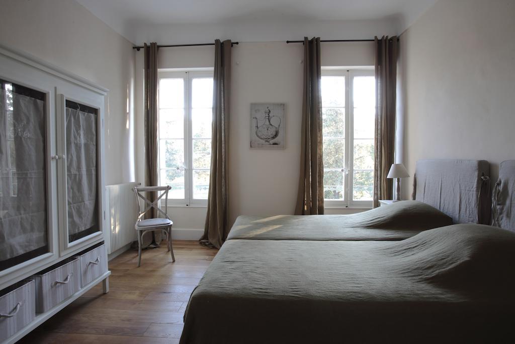 Bed and Breakfast La Maison R Pignans Pokój zdjęcie