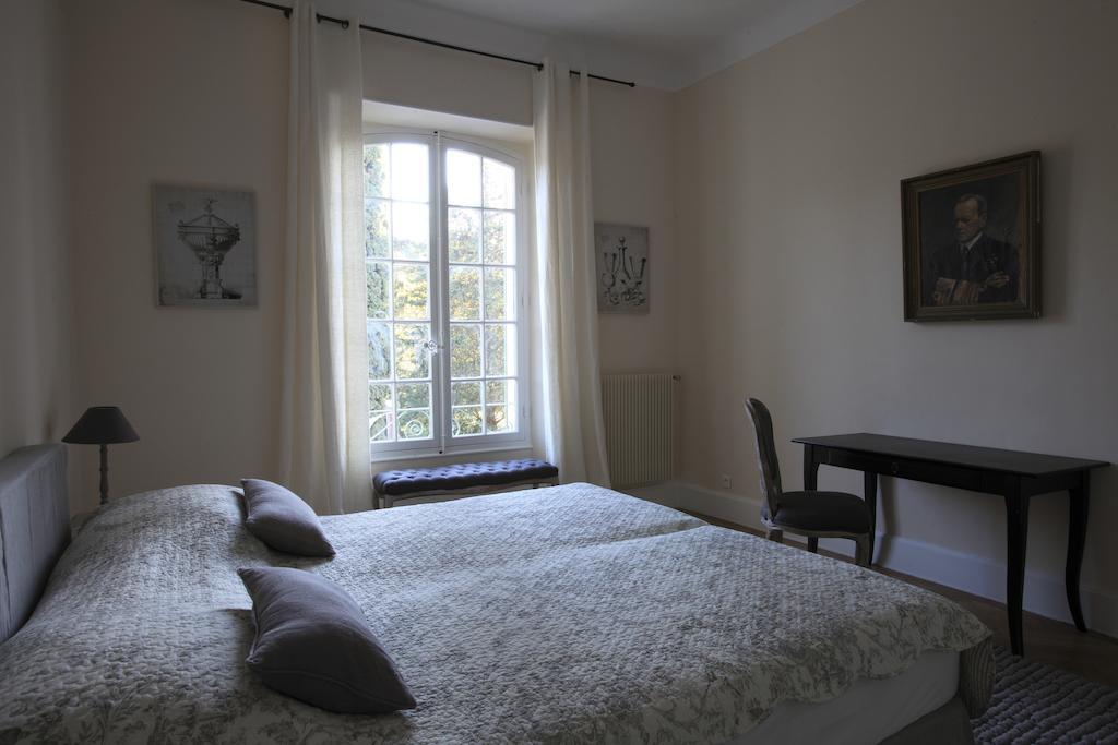 Bed and Breakfast La Maison R Pignans Pokój zdjęcie